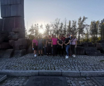 Rozvojový tím v akcii / Koncentračný tábor Osvienčim - foto